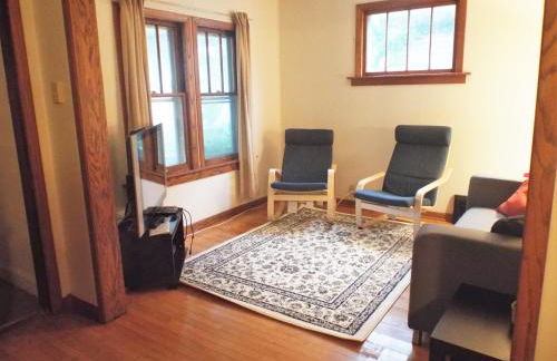 Comfortable 3 BR Craftsman Bungalow in Milwaukee's Bay View Neighborhood - Foto 5