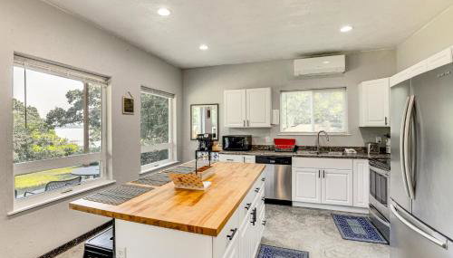 Frankston Vacation Rental Walk to Lake Palestine! - Foto 1