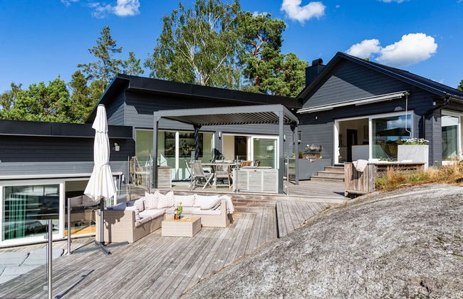 Dream Stay Seafront Villa Padel Court - Photo 24