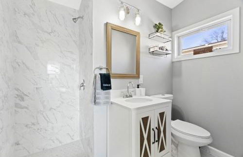 Lovely 3 Bedroom Colonial home - Foto 18