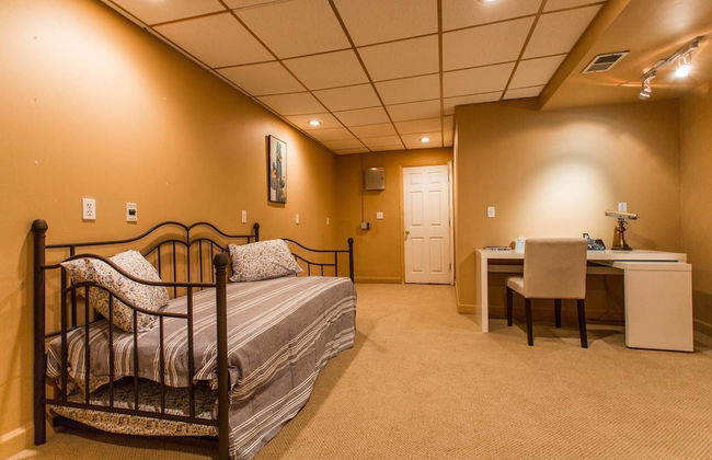 Safe Spacious Mansion Indowntown - Foto 2