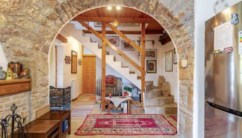 Stone Mountainhouse near Kalavryta, North Peloponnese, Greece - Photo 3