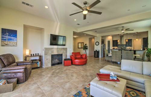 Modern Desert Princess CC Villa with Pristine Yard! - Foto 4