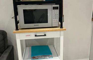 Modern Private Guest Suite Near Heathrow Free Parking & Garden - Foto 13