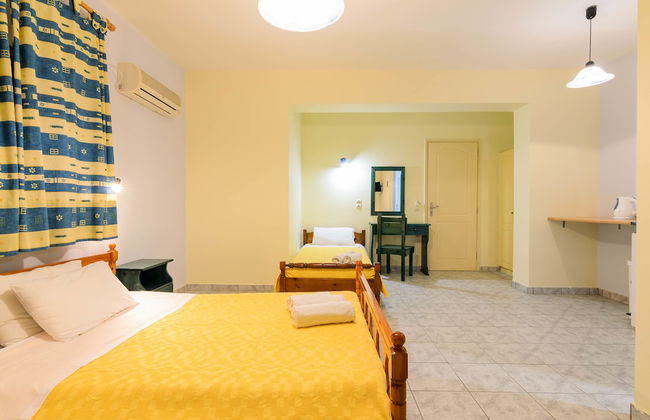 Regina Apartments - Photo 22