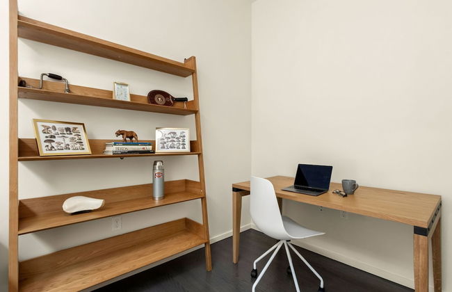 New! Modern Scandinavian Loft in Old Town Square - Photo 30