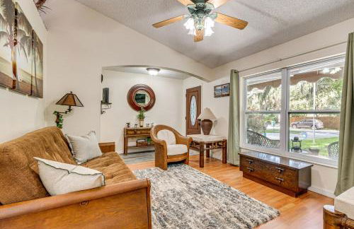 Private Backyard Oasis Cocoa Family Home! - Foto 11