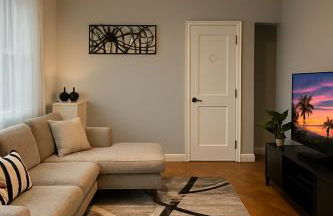 Spacious 4BR near NYC with Parking, 10min MetLife, 20min Times Sq - Foto 1