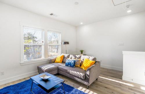 Clutch City Super - Luxe at East Downtown Unit 1 - Foto 11