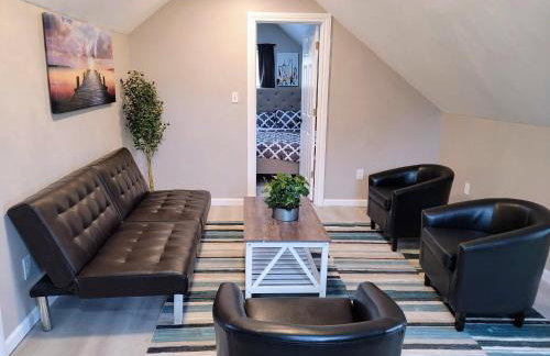 Sweet home, King bed, backyard and parking - Foto 23