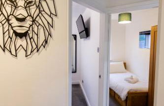 Charming Home in Bromsgrove - Perfect for Groups - Foto 36