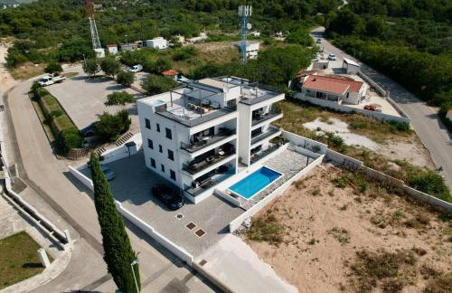 Apartment Ivano with pool & jacuzzi - Photo 31