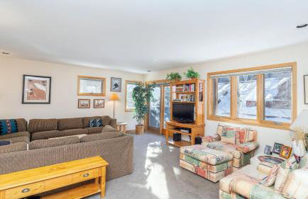 Lulu City 4B by Avantstay Beautiful Condo 100 Yards From Lift #7 Permit #:3639 - Foto 4