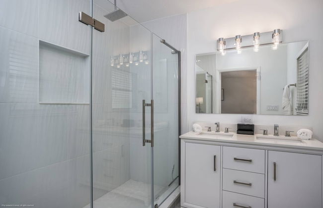 Gorgeous Grove Contemporary Family Home - Foto 11