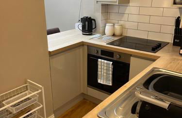 Garden Flat near train station - Foto 14