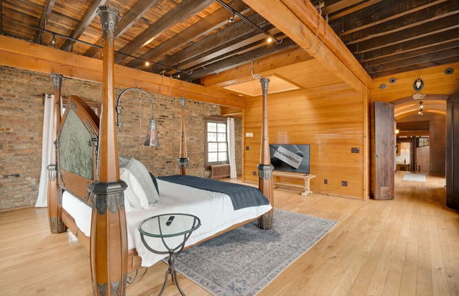 Downtown Rockstar Residence - Photo 6