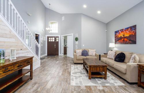 Gorgeous Modern 6BR South Facing Private Pool Hot Tub BBQ Theater 2 Miles Disney - Foto 12