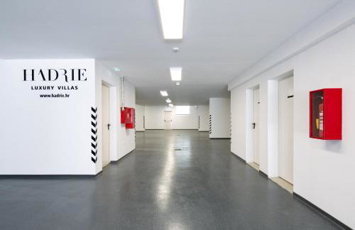 HADRIE LUXURY RESORT AND VILLAS Azimut - Photo 68