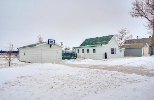 Deck and Fenced Yard Quiet McClusky Retreat! - Foto 26