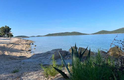 BUQEZ ECO RESORT - Beach Villas 2 and 8 - Seaview, new wifi! - Photo 41