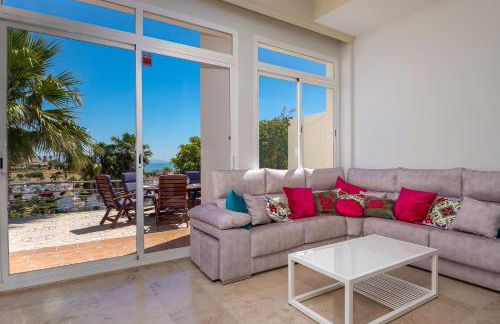 Pool- AirCon- Quiet&Peaceful- FamilyFriendly - Photo 10