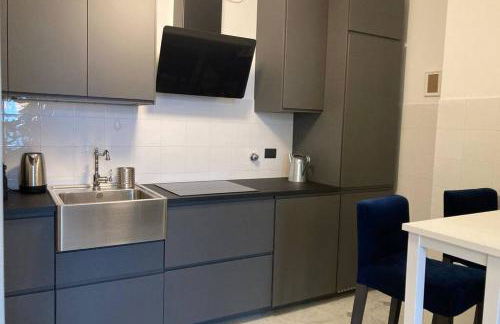 Historic Miramare palace - Foto 17