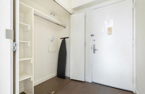 Blueground Hells Kitchen fitness center nr Hudson River Park NYC-2086 - Photo 18