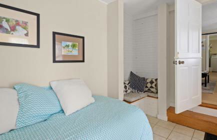 Cozy Colchester Cabin near Lake by RedAwning - Foto 46