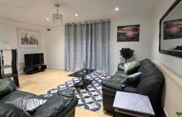 E13 x DM4 weekly monthly deals - Foto 27