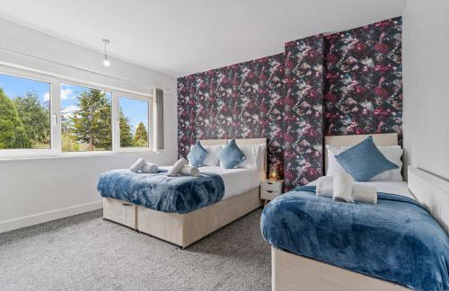 4 to 6 Beds Van Parking South Birmingham NR Edgbaston Solihull Relocations Insurance and Work Bookings Welcome - By Samina - ARZ Stays - Foto 3