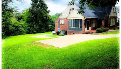 101 yr comfy Historic Home quiet private parking - Foto 3, Garden view