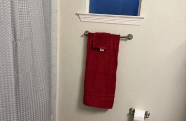 Cozy 2BHK Getaway in Cedar Park - Photo 33