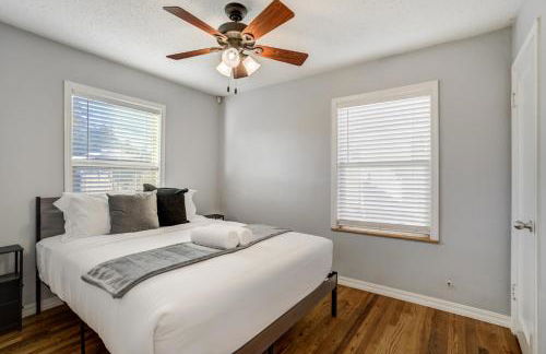 Charming 2BR Retreat - Pet Friendly! - Foto 22