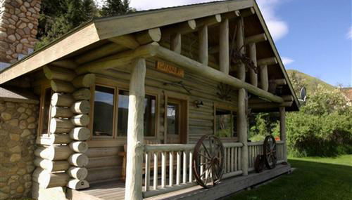Rocky Mountains Nature Escape: Amazing Log Cabin with a Hot Tub in Darby, MT - Foto 1