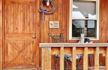 Romantic and Rustic Cabin Rental for Couples in Bitterroot Valley, Montana - Foto 9