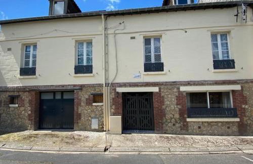 La Villa l'Oiseau Bleu proche de la plage et de Deauville !!! Awards 2025 - Photo 36