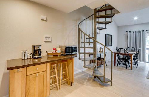 Golf, Swim and Dine! Condo with Lake Conroe Access - Foto 11