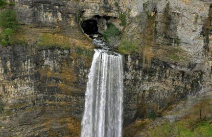 La cabaña del lago en ZAFIRO LAGUNAZO Parque Natural del Río Mundo - Foto 5