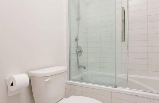 Perfect 2 Bdr, 2 Bath Landing for the Family - Foto 36