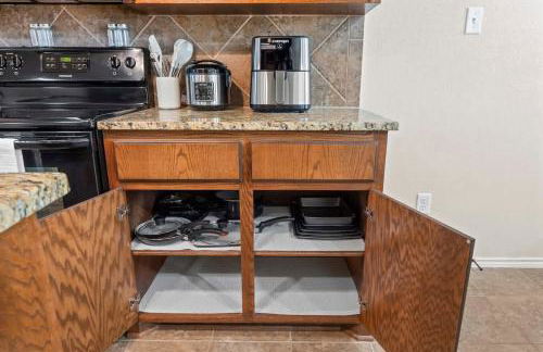 NEW Killeen 8-10 Bd sleeps max 10 ppl 5 min to Fort Hood Families Groups Pets Ok - Professionally Managed by Stay Albatross - Photo 33