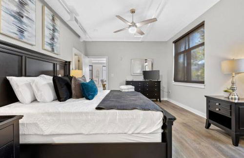 Luxurious Downtown-2 bed 2 bath Corner 2M - Foto 18