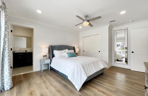 New Construction Modern Luxury Retreat w 6 Beds - Foto 23