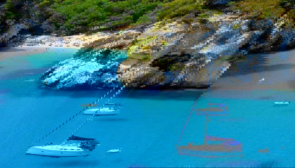 Menorca en velero, tour de día completo - Foto 1