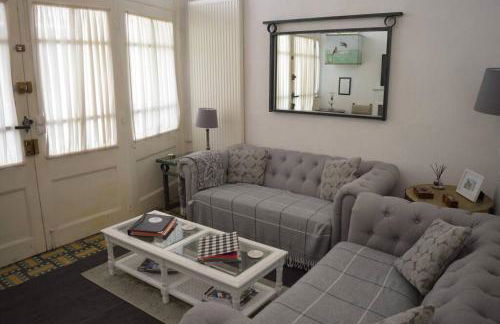 Riverside 4 bed house full of character and charm - Foto 32