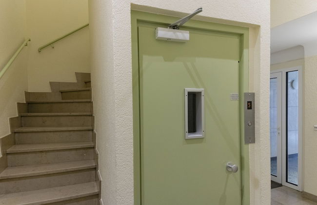 The Queen Luxury Apartments - Villa Serena - Photo 2