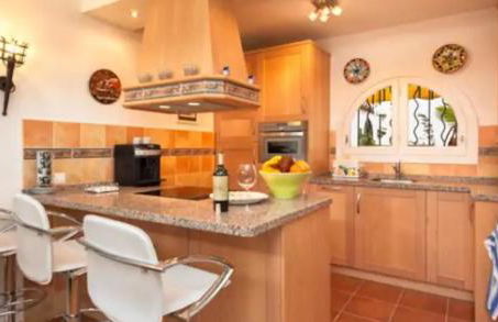 Lovely townhouse, swimming pool - Photo 5