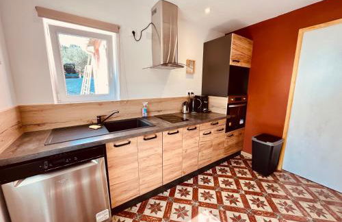 Le domaine des Oliviers ALES Piscine Jacuzzi Sauna - Foto 24