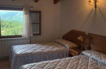 Casa Enriu-habitaciones con opcion a desayuno - Foto 12