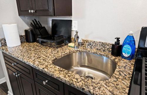 Chic and Comfortable 1BR Apartment near Bradley U - Foto 22