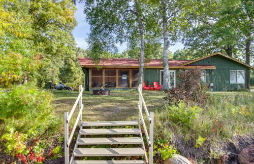 Lakefront Walker Home with Boat Dock and Lift! - Foto 28